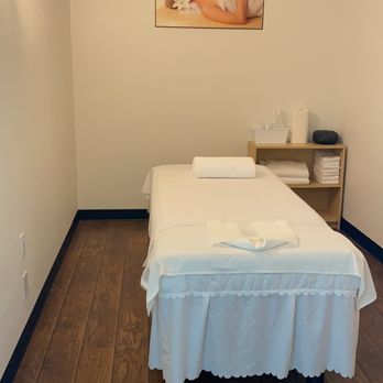 Aina Massage - Massage Therapy Near Me - Oxnard, California Aina Massage - Massage Therapy Near Me - Oxnard, California
