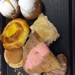Las Americas Carniceria Y Panaderia - Sweet bread!
