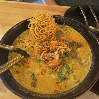 Manaao - Thai Near Me - Tustin, California