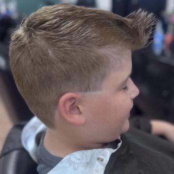 Salon 235 - men's cut - Hair Salons Near Me - Troy, New York Salon 235 - men's cut - Hair Salons Near Me - Troy, New York