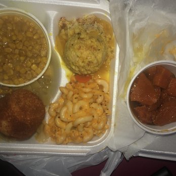 Big Daddy's Dish - Corn Cabbage Mac & Cheese dressing Candies yams - Soul Food Near Me - Atlanta, Georgia Big Daddy's Dish - Corn Cabbage Mac & Cheese dressing Candies yams - Soul Food Near Me - Atlanta, Georgia