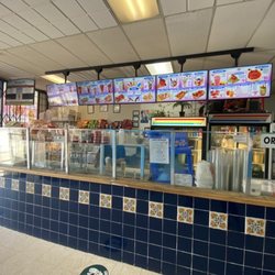 Raspados Don Manuel - Inside Area