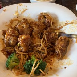 Orange chicken on Szechuan noodles