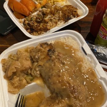 Hannibal's Kitchen - Turkey, wings, rice, cabbage, yams, mac & cheese - Barbeque Near Me - Charleston, South Carolina