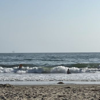 Carpinteria State Beach - Beaches Near Me - Carpinteria, California