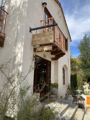 Ojai Roots by null
