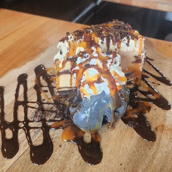 Smoke & Fire Social Eatery - Coffee style ice cream cake - Comfort Food Near Me - Paramount, California Smoke & Fire Social Eatery - Coffee style ice cream cake - Comfort Food Near Me - Paramount, California