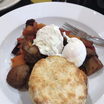 The Twins Restaurant - American Near Me - Cotati, California