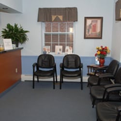 Premier Dental: Hema Gopal, DMD - Reception room