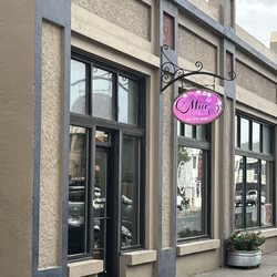 Mai nails - Front shop
