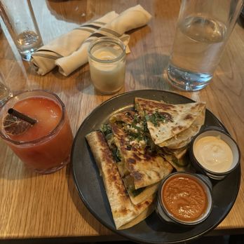 Avenida - Veggie quesadillas and frozen strawberry Margarita - Mexican Near Me - New York, New York Avenida - Veggie quesadillas and frozen strawberry Margarita - Mexican Near Me - New York, New York