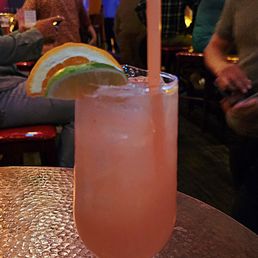 Paloma sans mezcal- tequila blanco please Paloma sans mezcal- tequila blanco please
