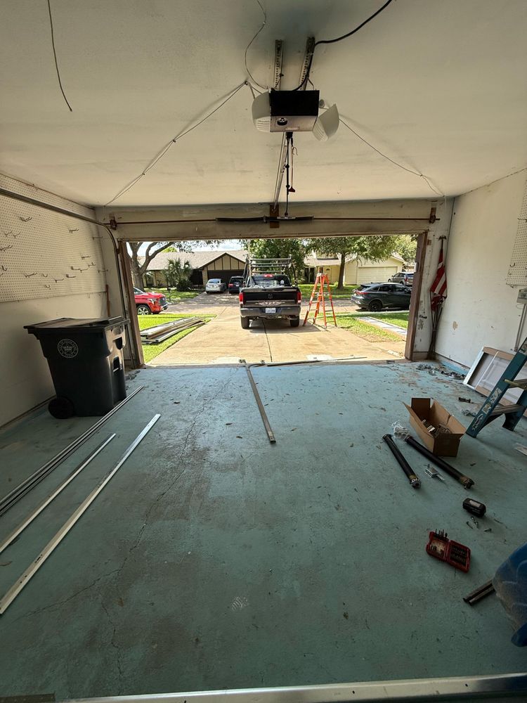 Garage Door & Gate Opener - Garage Door Contractor in Pflugerville, TX