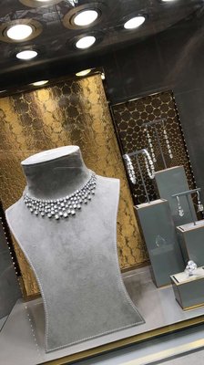 Graff New York, Madison Avenue by null