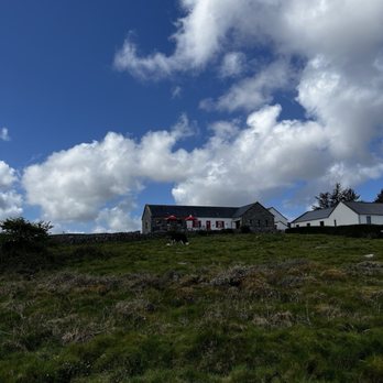 Caherconnell Stone Fort & Sheepdog Demonstrations - Farms Near Me - Caherconnell, CE