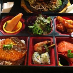 Tomodachi - Salmon teriyaki bento box!