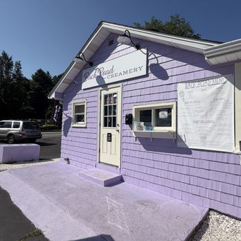 Back Road Creamery - Ice Cream & Frozen Yogurt Near Me - Charlestown, Rhode Island