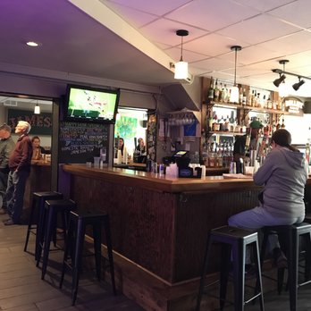 Mac's Local Eats - American Near Me - St Louis, Missouri