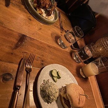 Hunter’s Kitchen & Bar - Chicken & waffles and Nashville hot chicken sandwich - Bars Near Me - Boston, Massachusetts