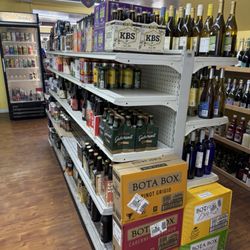 Howes Station Market