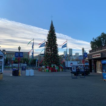 PIER 39 - Shopping Centers Near Me - San Francisco, California PIER 39 - Shopping Centers Near Me - San Francisco, California