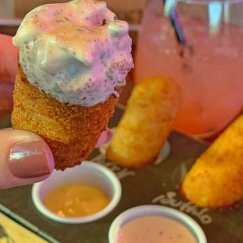 Dos Croquetas - Bakeries Near Me - Miami, Florida Dos Croquetas - Bakeries Near Me - Miami, Florida