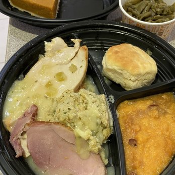 Cracker Barrel Old Country Store - Thanksgiving meal - Breakfast & Brunch Near Me - Tampa, Florida Cracker Barrel Old Country Store - Thanksgiving meal - Breakfast & Brunch Near Me - Tampa, Florida