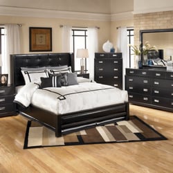 iHome Furniture