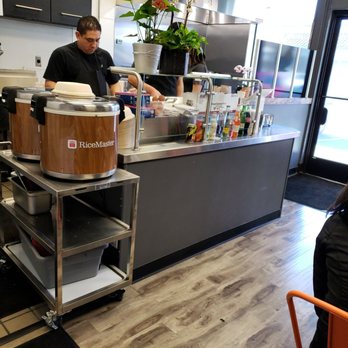Rooster & Rice - Small mom and pop kitchen - Chicken Shop Near Me - Pleasanton, California Rooster & Rice - Small mom and pop kitchen - Chicken Shop Near Me - Pleasanton, California