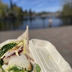 Farmer’s Deli - A.S.M.R VT-STER !