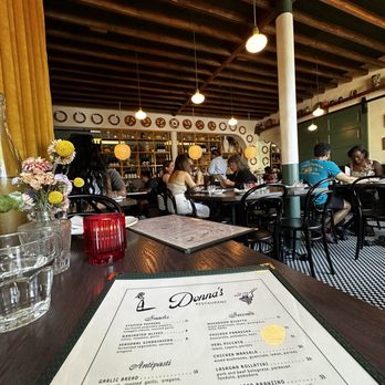 Donna's - Inside - Italian Near Me - Los Angeles, California Donna's - Inside - Italian Near Me - Los Angeles, California