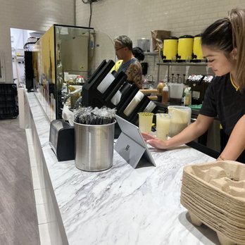 Happy Lemon - Bubble Tea Near Me - Urban Honolulu, Hawaii