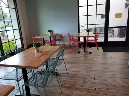 Local Kitchens by null