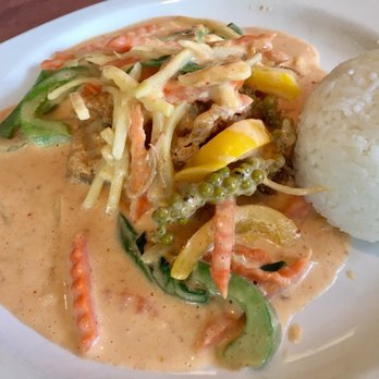 Thai Mint - Spicy Catfish Curry (lunch) - Thai Near Me - New Orleans, Louisiana Thai Mint - Spicy Catfish Curry (lunch) - Thai Near Me - New Orleans, Louisiana