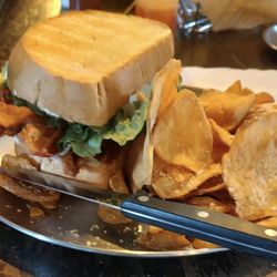 Harrison’s Pub & Grill