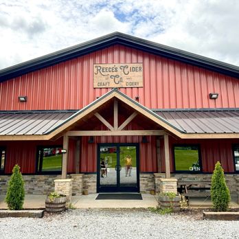 BJ Reece Orchards - Exterior of draft cidery - Fruits & Veggies Near Me - Ellijay, Georgia