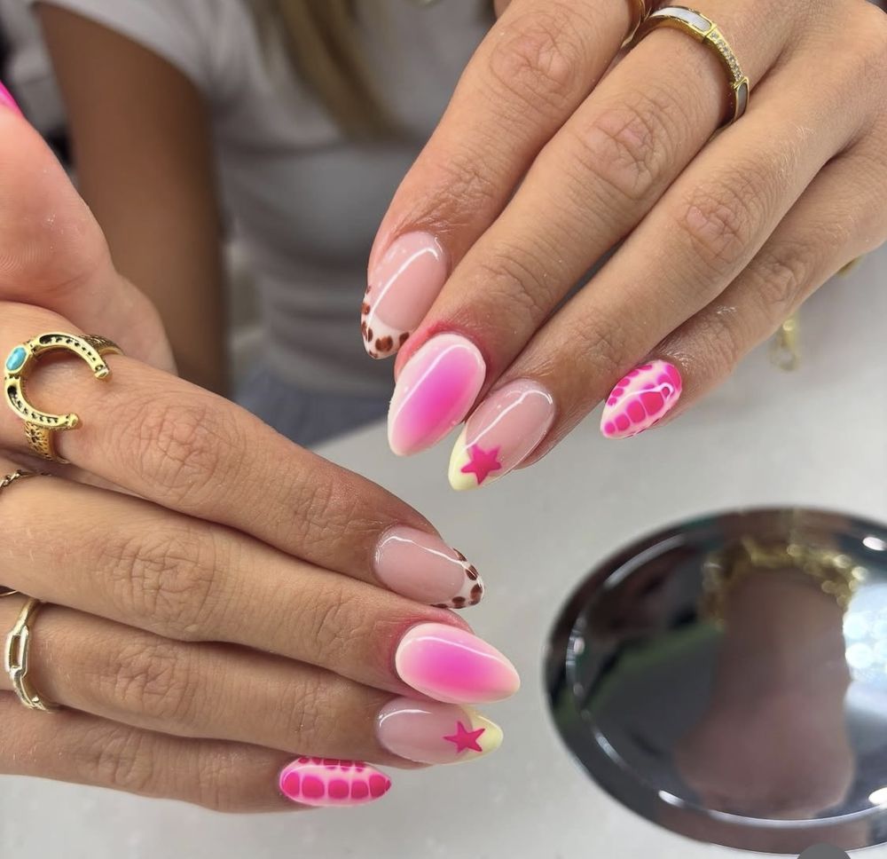Modern Nails & Spa Logo