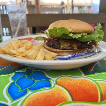 The Patio Restaurant - Bacon Cheeseburger - Italian Near Me - Hurley, New Mexico