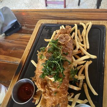 Cafe Americano - Fish n chips - American Near Me - Miami Beach, Florida