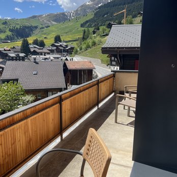 Mountain Lodge Sedrun - Balcony- look at that view! - Hotels Near Me - Tujetsch, GR