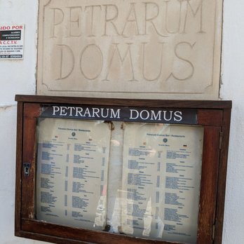 Petrarum Domus - Bars Near Me - Obidos, 10 Petrarum Domus - Bars Near Me - Obidos, 10