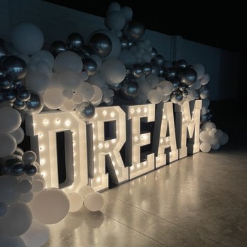 Vogue Bash Balloons - Balloon Services Near Me - Irvine, California Vogue Bash Balloons - Balloon Services Near Me - Irvine, California