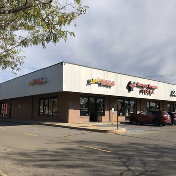 Lynn's Nails - Nail Salons Near Me - Columbus, Indiana