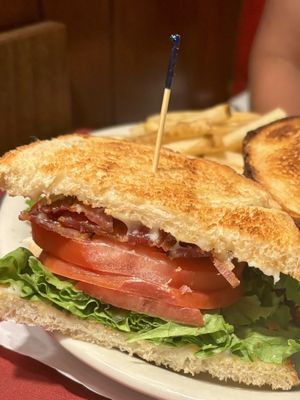 Harry's Plaza Cafe by null