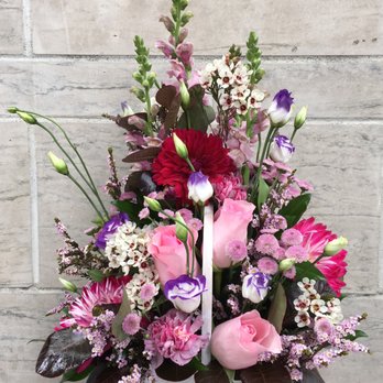 Lavender & Lilac Florist - Caramel Confetti - Florists Near Me - Vancouver, British Columbia Lavender & Lilac Florist - Caramel Confetti - Florists Near Me - Vancouver, British Columbia