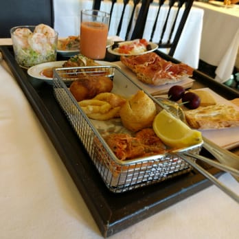 7 Portes - Tapas - Mediterranean Near Me - Barcelona, B
