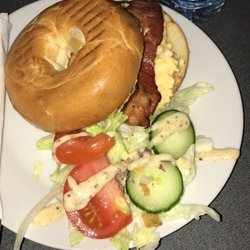 Delish - Breakfast bagel