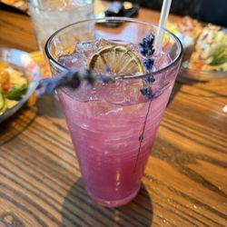 Outback Steakhouse - NEW- BLUEBERRY LAVENDER LEMONADE: Rating 5/10 (it taste like a candle scent. Not bad just not my preference.