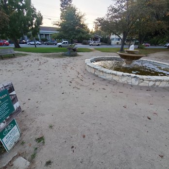 Mission Plaza - Fountain/seating - Parks Near Me - Santa Cruz, California