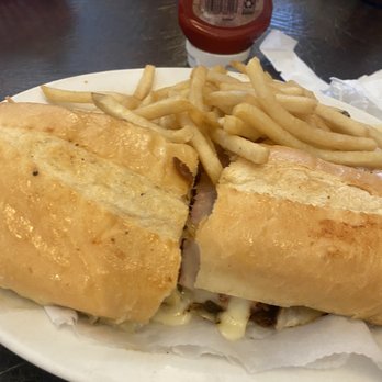 Versailles - Sandwich Cubano - Cuban Near Me - Encino, California